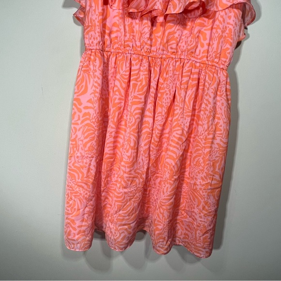 Lilly Pulitzer Vibrant Coral and Pink Dress with Giraffe & Leaf Design - Picture 5 of 13